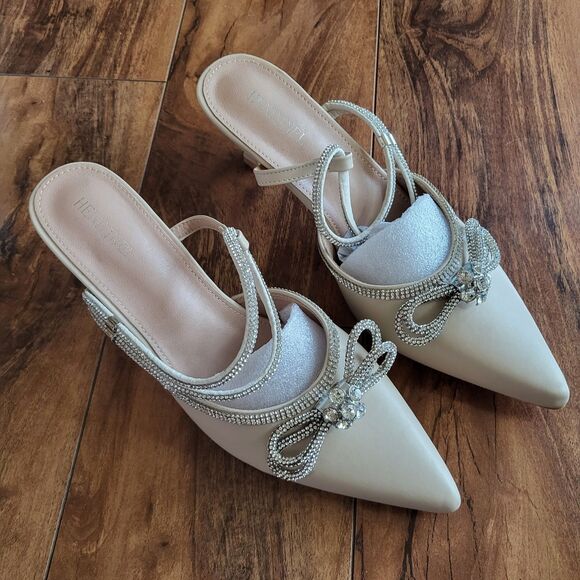 Womens Rhinestone Bow Kitten Heel Size 11 Nude Ankle Strap Slingback Pointed Toe - Picture 1 of 9